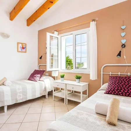 Sara Villa Cala En Porter (Menorca)